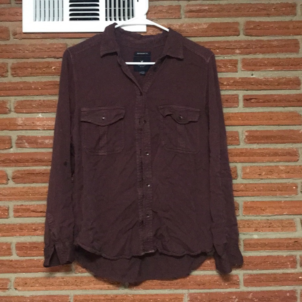American Eagle Button up